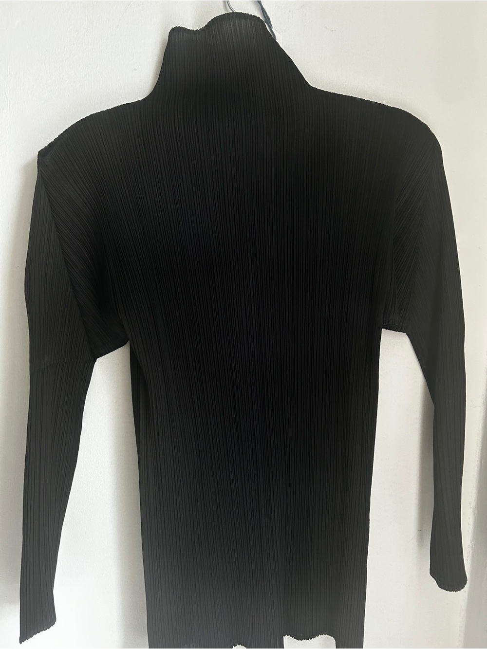Issey Miyake Black Pleated High-Neck Long Sleeve Top - Picture 3 of 6